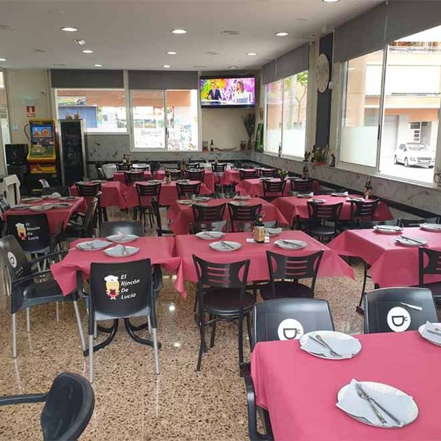 El Rincón de Lucia interior de restaurante